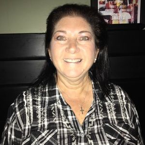Meet your Posher, Lisa